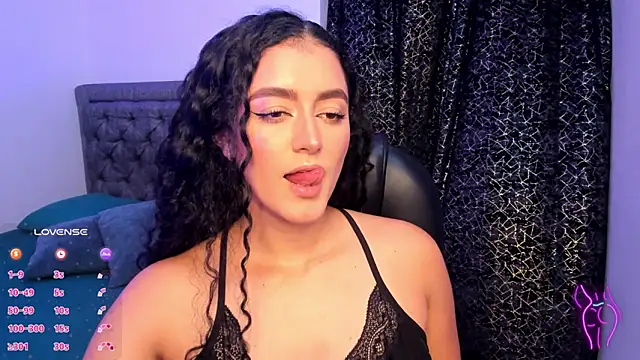 Adhara-zanne online show from 11-28-25, 09:06