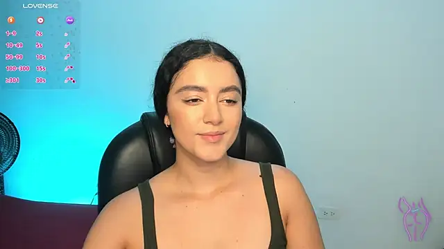 Snapshot of Adhara-zanne chatting on 06-30-26, 10:05 Adhara-zanne online show from 06-30-26, 10:05