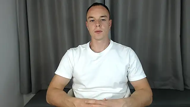 Snapshot of heilgarbest chatting on 12-03-25, 11:52 heilgarbest online show from 12-03-25, 11:52