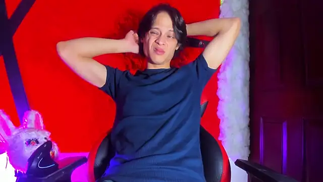 LilOwen  online show from 03-22-26, 04:32