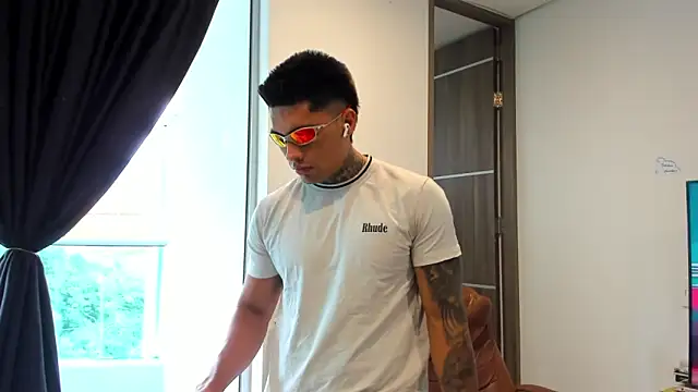 Dominiofit online show from 04-08-26, 01:55