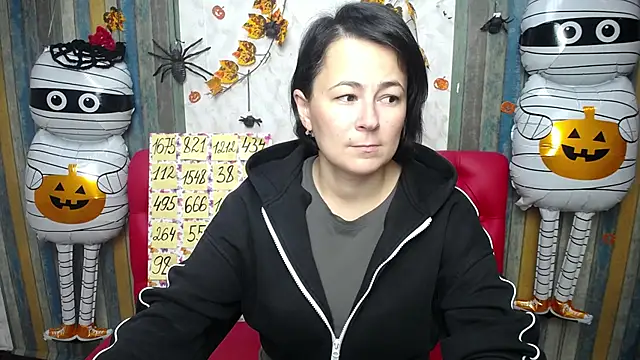 Snapshot of MarieSho chatting on 11-04-25, 05:56 MarieSho online show from 11-04-25, 05:56