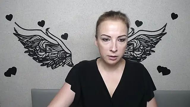 Snapshot of ElizabethSho chatting on 07-03-26, 05:19 ElizabethSho online show from 07-03-26, 05:19