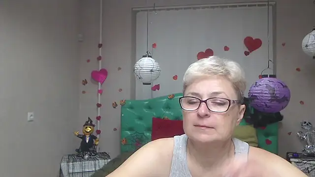 EmiliaGree online show from 11-12-25, 06:08