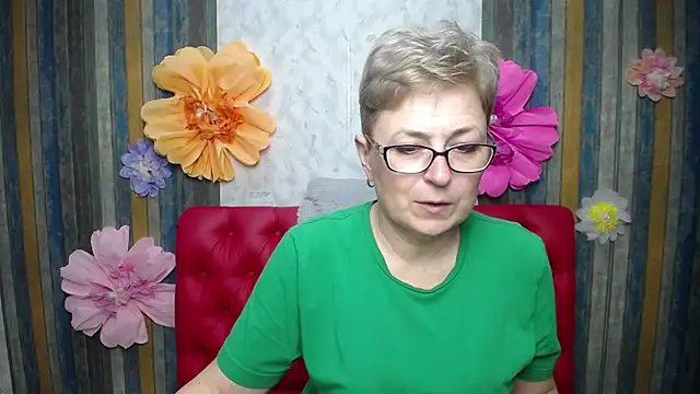 EmiliaGree online show from 04-18-26, 05:06