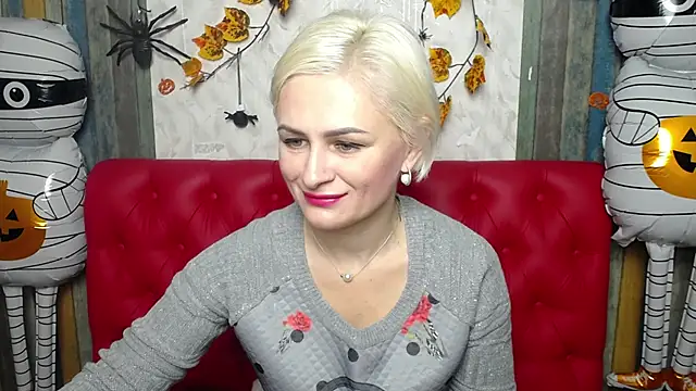 OliviaHorst online show from 10-30-25, 06:37