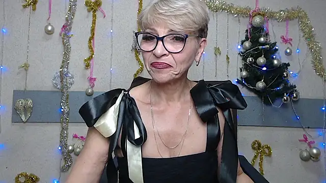 EllaBonito online show from 12-16-25, 06:29