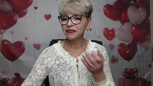Snapshot of EllaBonito chatting on 04-30-26, 05:36 EllaBonito online show from 04-30-26, 05:36