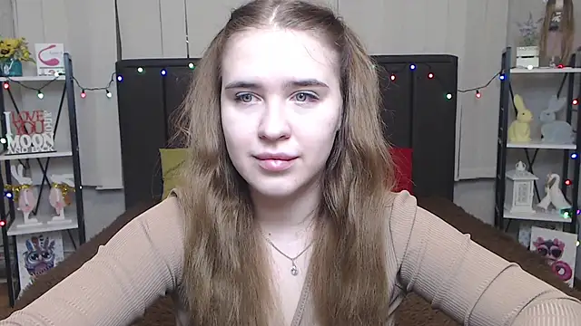 Snapshot of LauraHlot chatting on 01-26-25, 07:20 LauraHlot online show from 01-26-25, 07:20