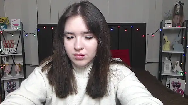 Snapshot of LauraHlot chatting on 01-31-25, 06:36 LauraHlot online show from 01-31-25, 06:36