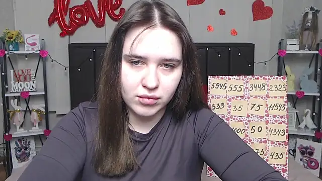 Snapshot of LauraHlot chatting on 03-01-25, 06:11 LauraHlot online show from 03-01-25, 06:11