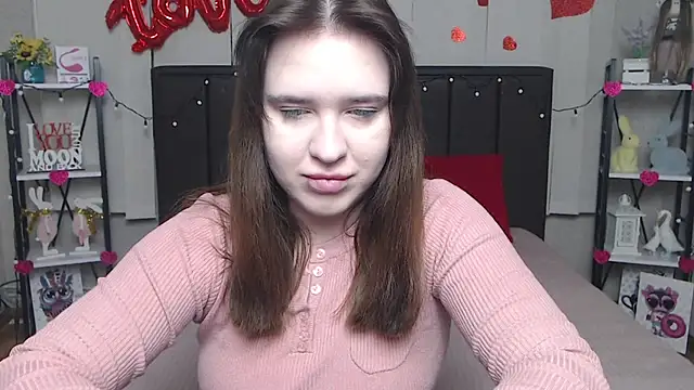 Snapshot of LauraHlot chatting on 03-03-25, 06:44 LauraHlot online show from 03-03-25, 06:44