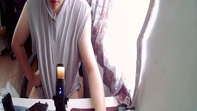 Snapshot of ZYN__0322 chatting on 03-03-25, 04:14 ZYN 0322 online show from 03-03-25, 04:14