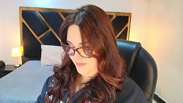 Camiila Osorio online show from 04-27-26, 07:12