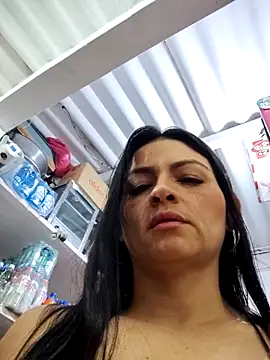 Linda Lars online show from 04-17-26, 02:58