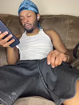 Snapshot of MobyDxck chatting on 03-08-25, 09:40 MobyDxck online show from 03-08-25, 09:40