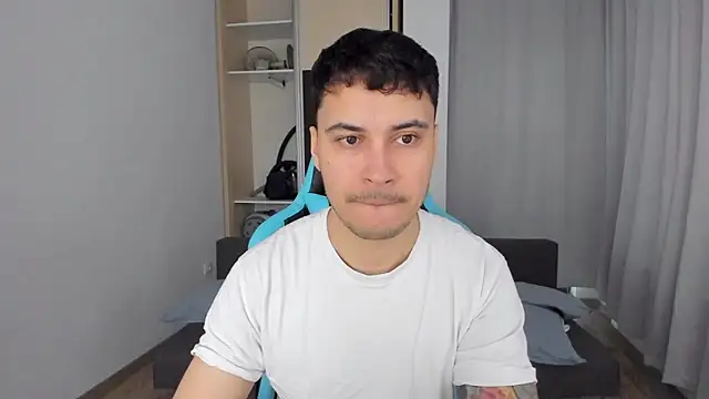 MatMalonne online show from 01-25-25, 06:34