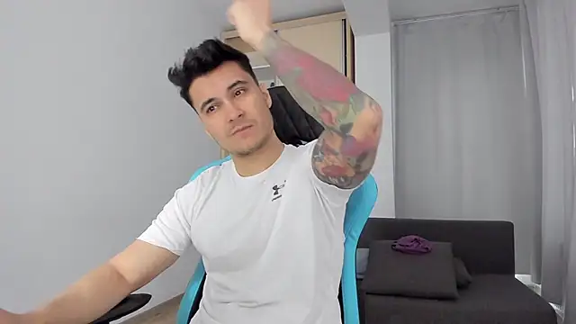 MatMalonne online show from 02-16-25, 06:32