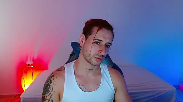 Snapshot of Ares_blue chatting on 03-15-25, 11:40 Ares blue online show from 03-15-25, 11:40
