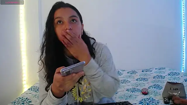 Snapshot of Laurenkenner_ chatting on 02-18-25, 10:58 Laurenkenner  online show from 02-18-25, 10:58