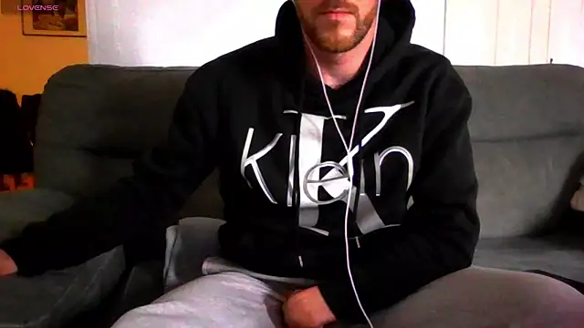 Snapshot of _NakedChef_ chatting on 02-27-26, 03:45 NakedChef online show from 02-27-26, 03:45