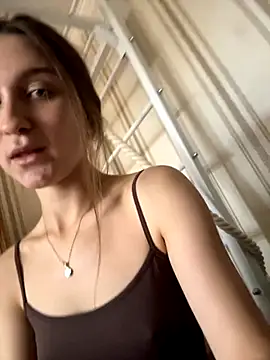 Snapshot of sweety_secret_ chatting on 09-24-25, 12:08 sweety secret  online show from 09-24-25, 12:08