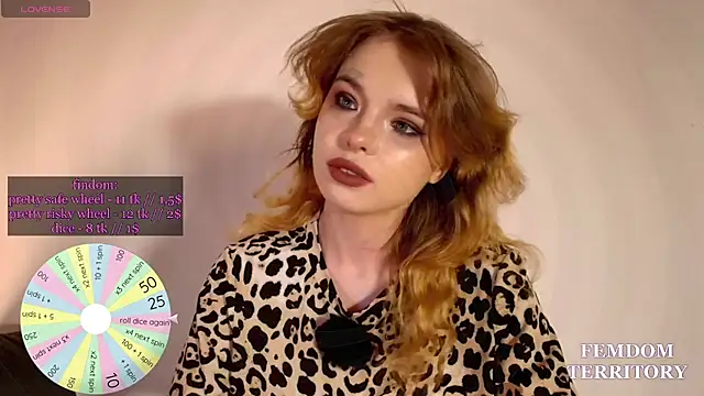 Snapshot of MisssLola chatting on 06-27-26, 04:12 MisssLola online show from 06-27-26, 04:12