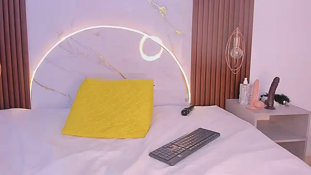 Snapshot of miamiller69 chatting on 03-22-25, 07:36 miamiller69 online show from 03-22-25, 07:36