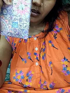 Snapshot of MUMTAJ-1 chatting on 05-11-26, 09:04 MUMTAJ-1 online show from 05-11-26, 09:04