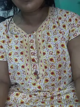 Snapshot of MUMTAJ-1 chatting on 07-12-26, 12:56 MUMTAJ-1 online show from 07-12-26, 12:56