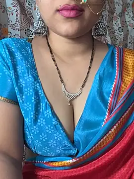 Snapshot of pikaindian chatting on 11-16-25, 07:14 pikaindian online show from 11-16-25, 07:14