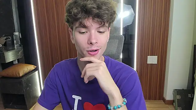 calvin love you online show from 04-24-26, 05:15