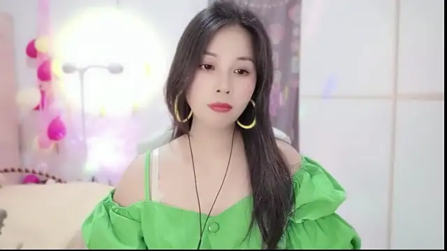 Snapshot of HK_angelchloe chatting on 02-27-25, 11:10 HK angelchloe online show from 02-27-25, 11:10