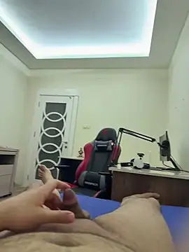 31cektirenbatuu online show from 11-24-25, 09:36