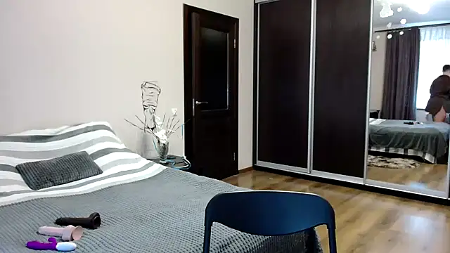 Annet1912 online show from 09-30-25, 09:25