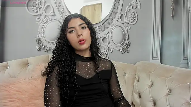 Snapshot of joselyn_sexy_ chatting on 02-21-25, 09:22 joselyn sexy online show from 02-21-25, 09:22
