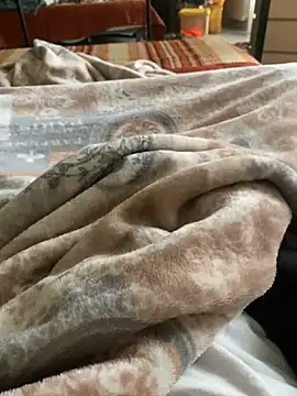 Snapshot of Lmurt24 chatting on 01-28-25, 01:59 Lmurt24 online show from 01-28-25, 01:59