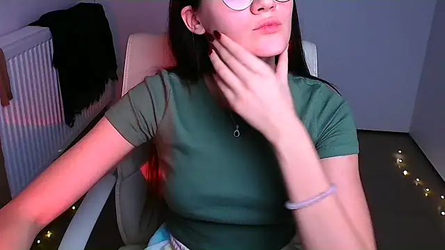 Josephine jo online show from 12-21-24, 04:30