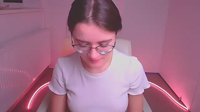 Josephine jo online show from 02-05-25, 06:35