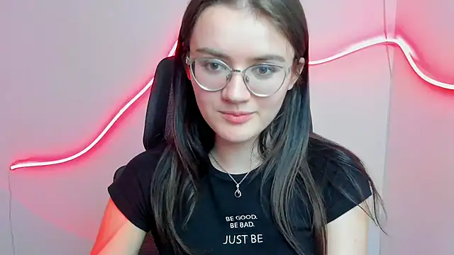 Josephine jo online show from 03-22-25, 03:42