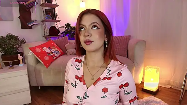 HANNAH LOVEE online show from 11-11-25, 03:39