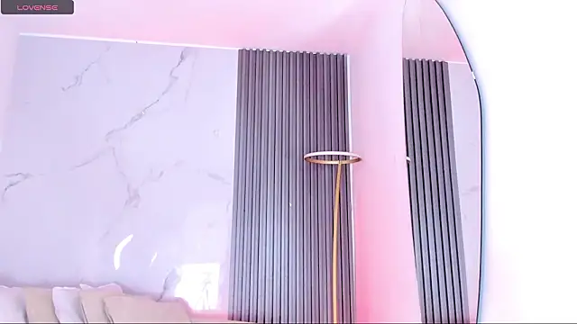 ebonydreams01 online show from 01-14-26, 11:49