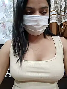 Snapshot of Myloveurvi chatting on 02-13-25, 04:50 Myloveurvi online show from 02-13-25, 04:50