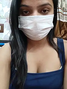 Snapshot of Myloveurvi chatting on 02-24-25, 06:47 Myloveurvi online show from 02-24-25, 06:47