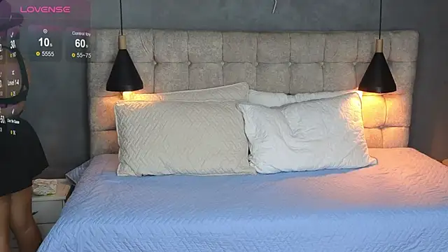 Laia and Aloby online show from 12-01-25, 10:48