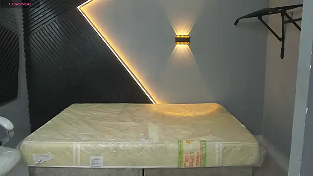 Laia and Aloby online show from 03-12-26, 10:05