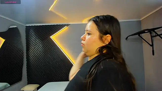 Laia and Aloby online show from 03-28-26, 10:09