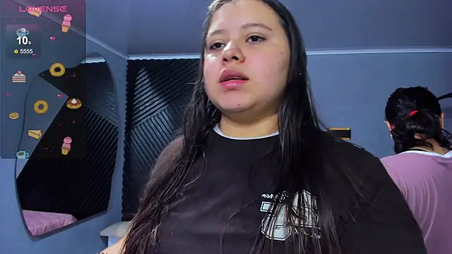 Laia and Aloby online show from 06-10-26, 11:13
