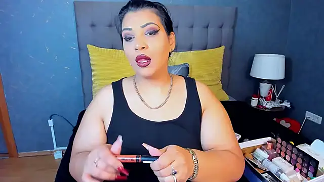 AmyCubes online show from 11-25-25, 06:24