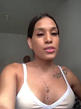 Emiily Miller online show from 12-11-24, 08:07